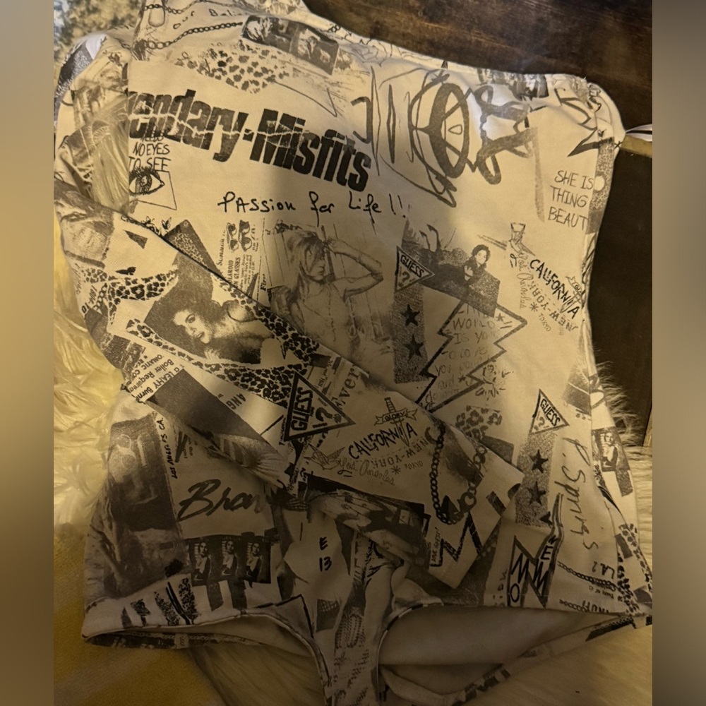 Guess xs shirt